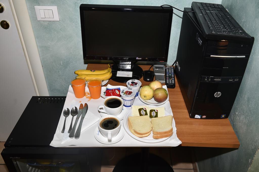 Al Centro Storico Di Roma Acomodação com café da manhã Exterior foto